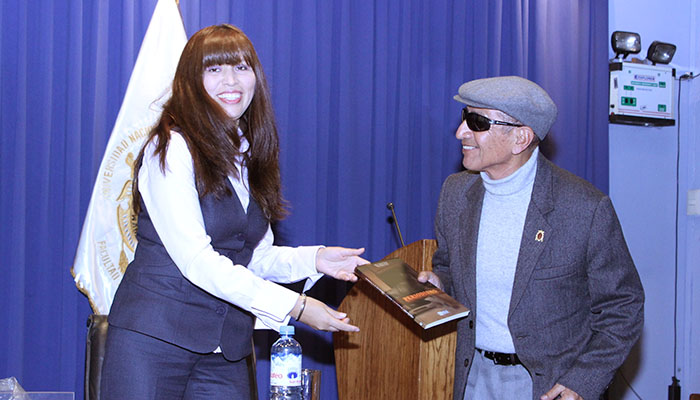 presentacion-libro-de-periodismo-unmsm7